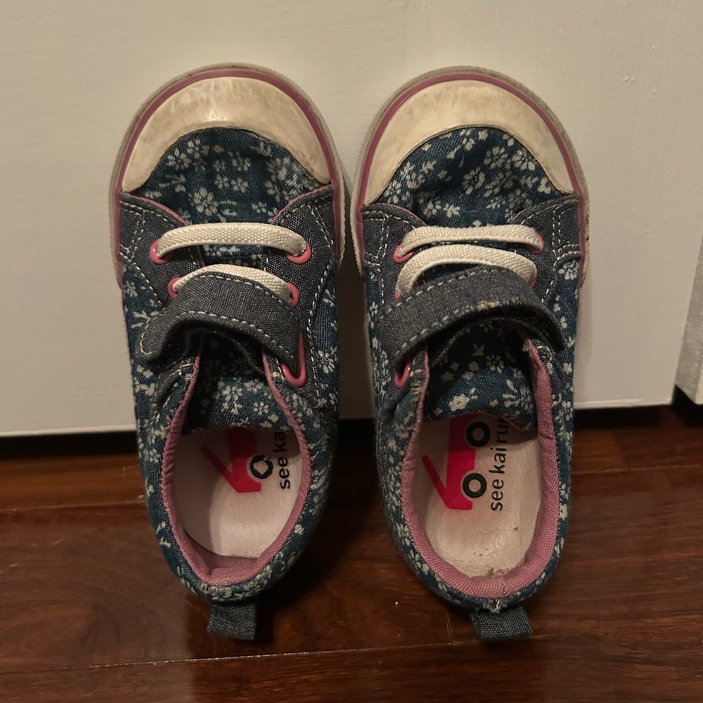 See Kai Run Navy and Pink Floral Sneakers